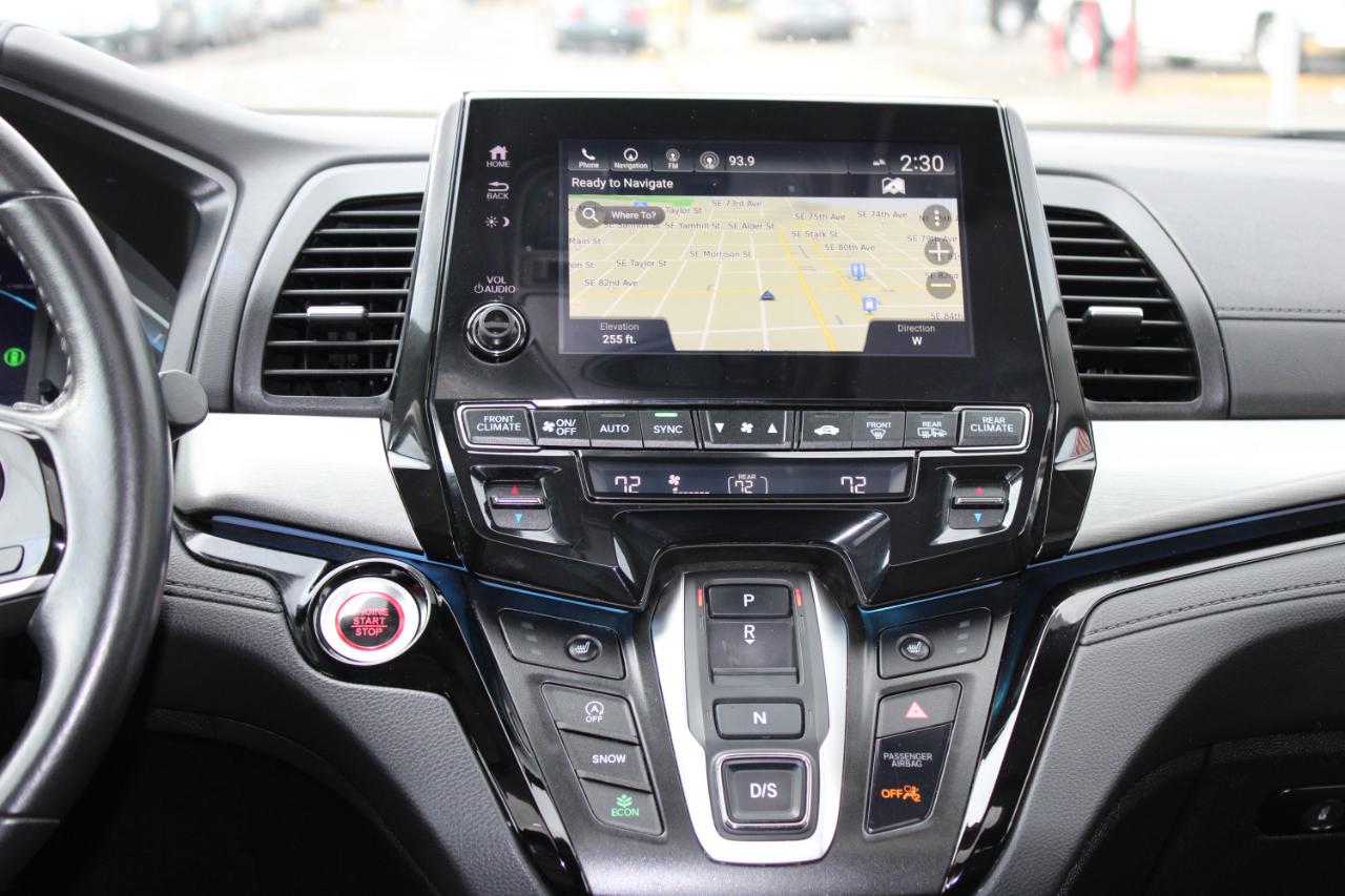 Honda Odyssey Touring Auto 2023