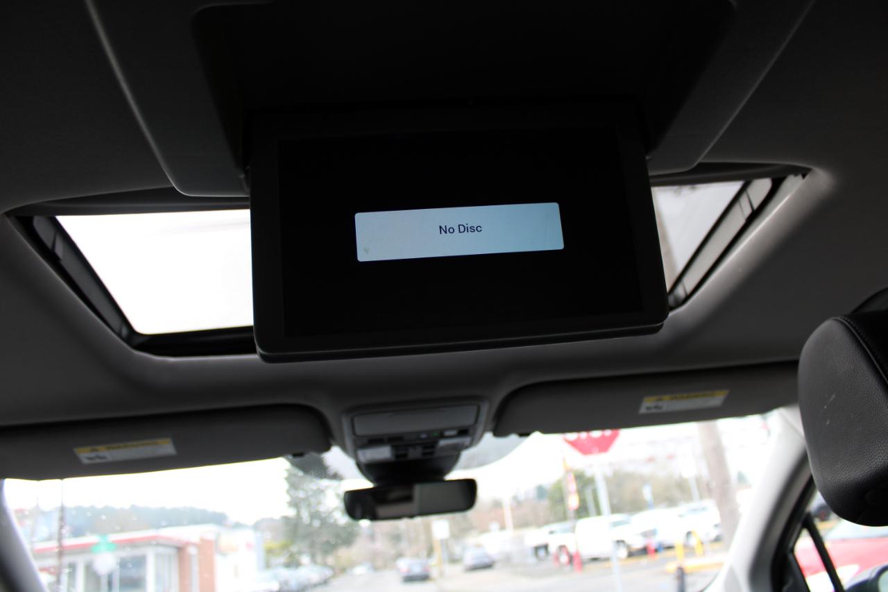 Honda Odyssey Touring Auto 2023