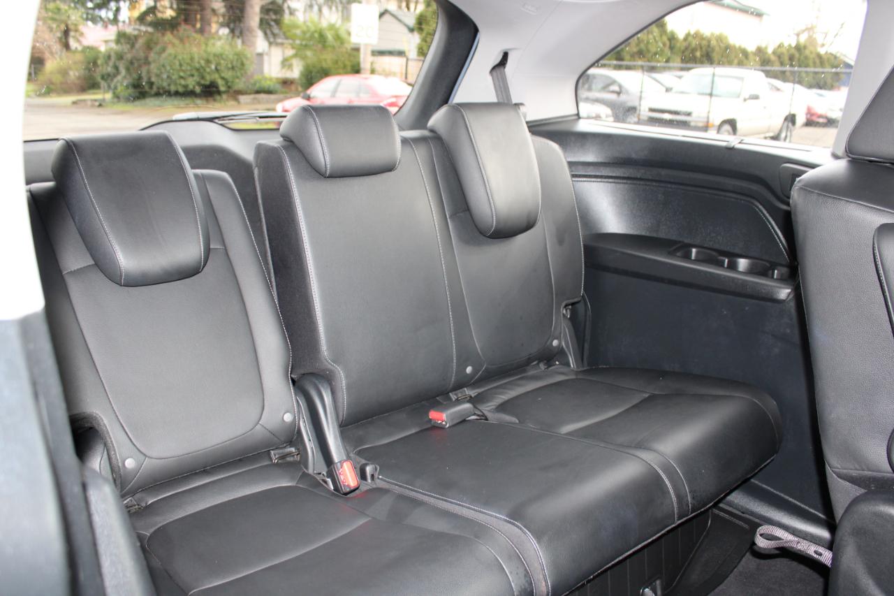 Honda Odyssey Touring Auto 2023