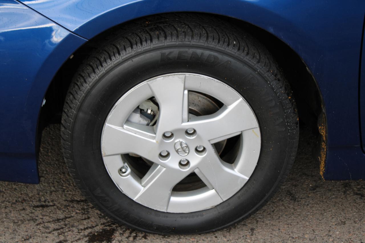 Toyota Prius 5dr HB III (Natl) 2011