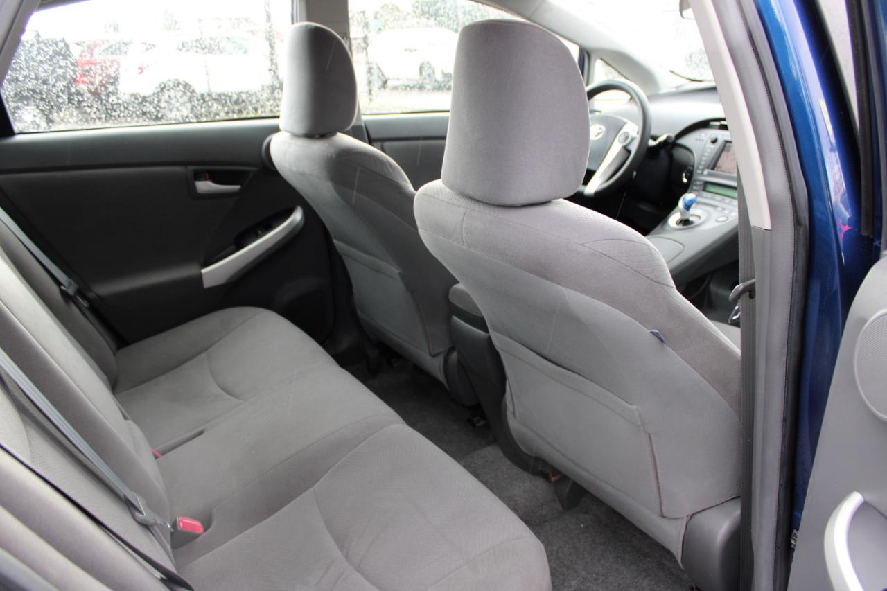 Toyota Prius 5dr HB III (Natl) 2011