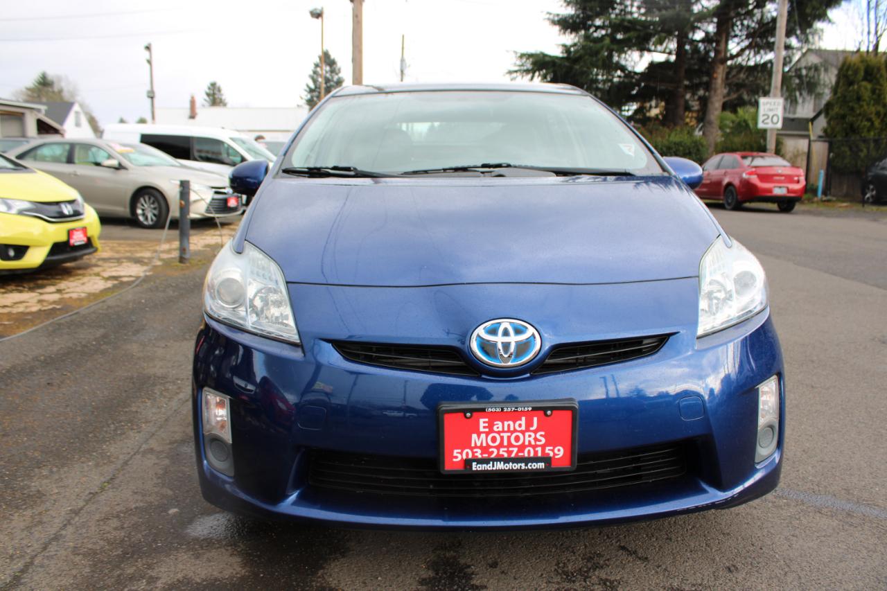 Toyota Prius 5dr HB III (Natl) 2011