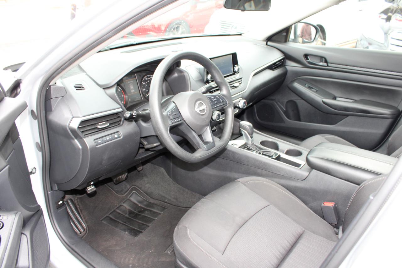 Nissan Altima 2.5 S Sedan 2023