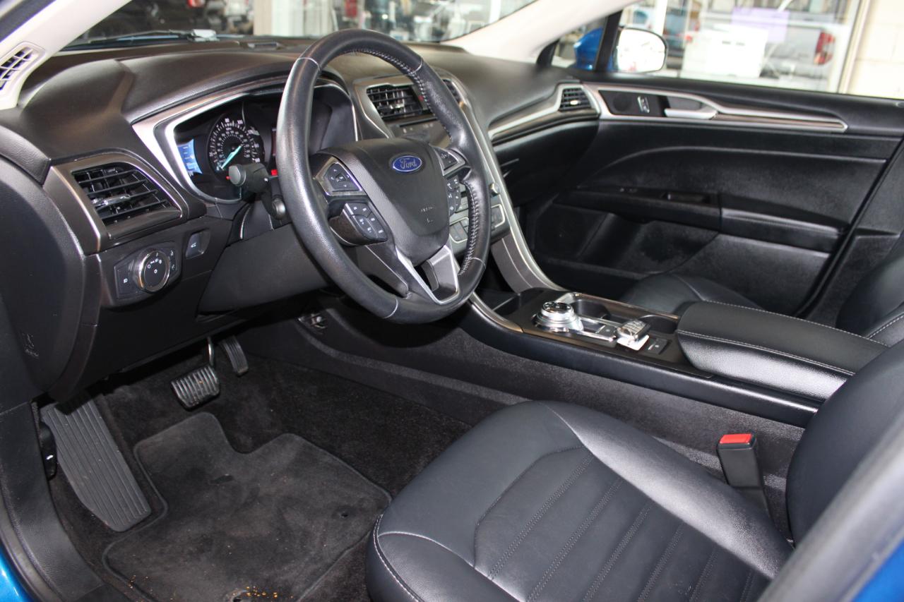 Ford Fusion SE FWD 2017