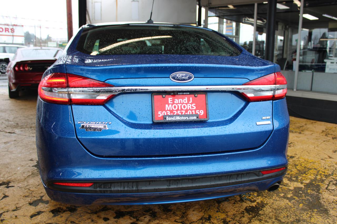 Ford Fusion SE FWD 2017