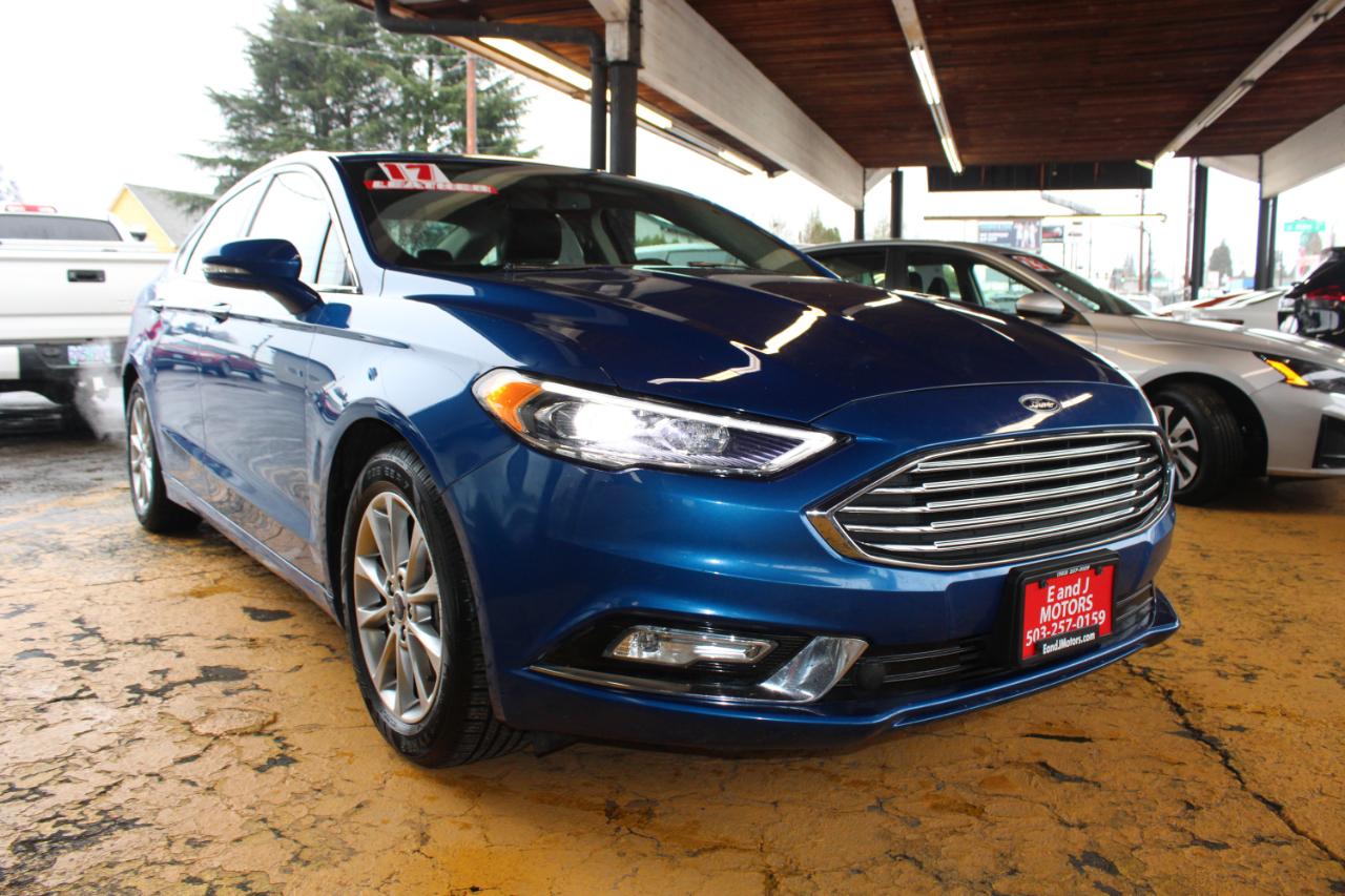 Ford Fusion SE FWD 2017