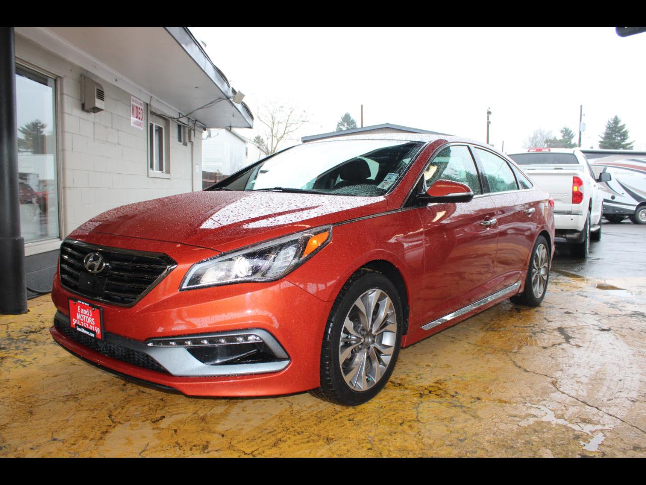Hyundai Sonata 4dr Sdn 2.0T Limited w/Gray Accents 2015