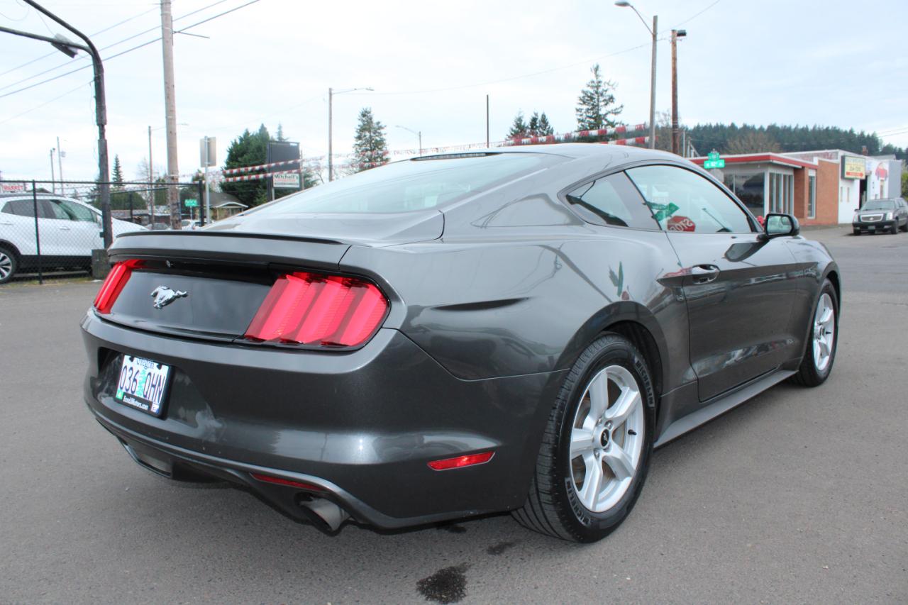 Ford Mustang 2dr Fastback EcoBoost 2015