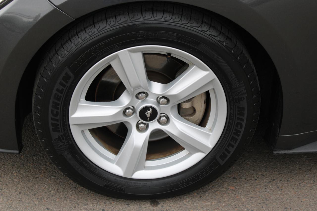 Ford Mustang 2dr Fastback EcoBoost 2015