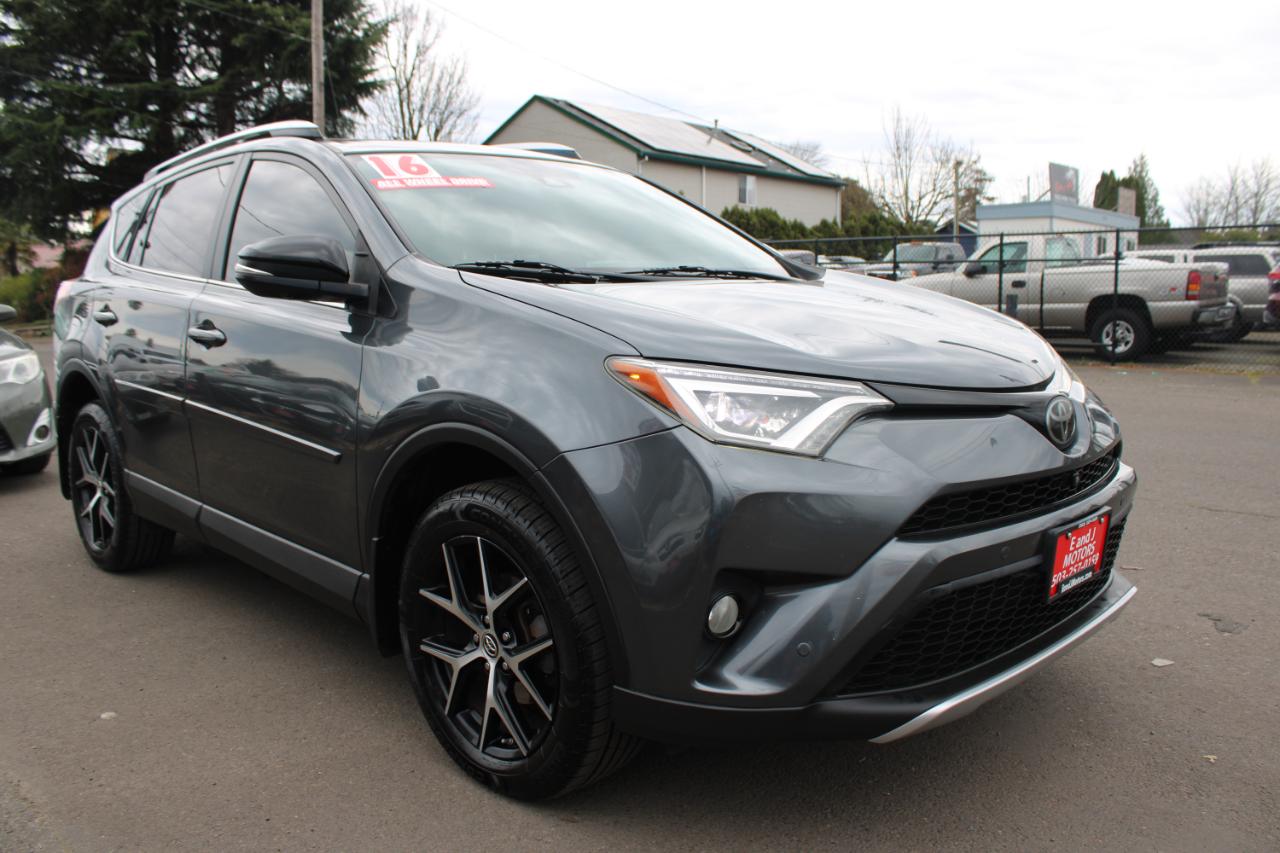 Toyota RAV4 AWD 4dr SE (Natl) 2016