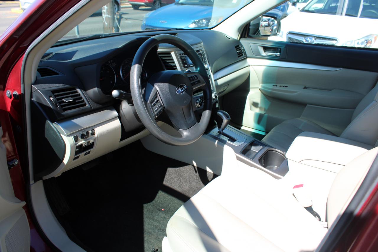 Subaru Outback 4dr Wgn H4 Auto 2.5i 2013