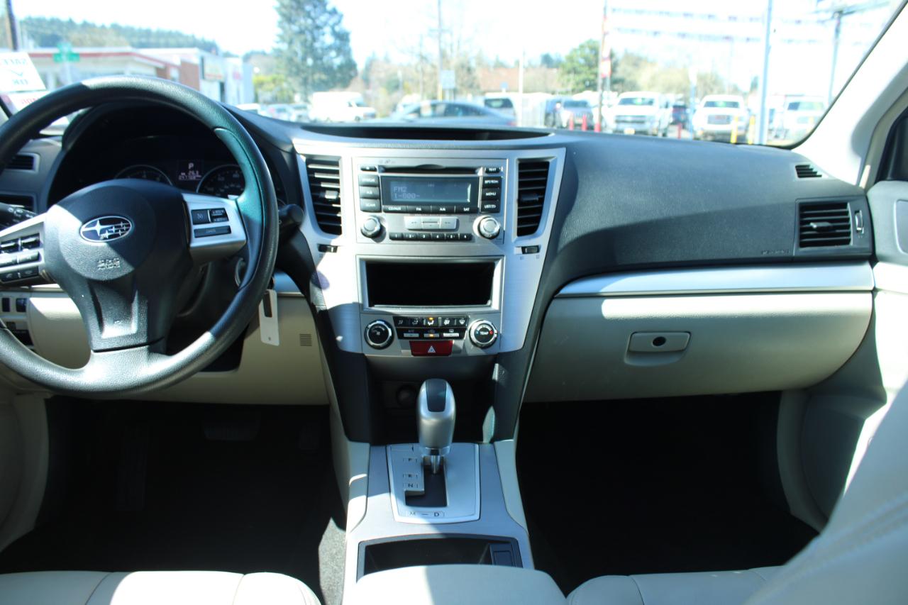 Subaru Outback 4dr Wgn H4 Auto 2.5i 2013