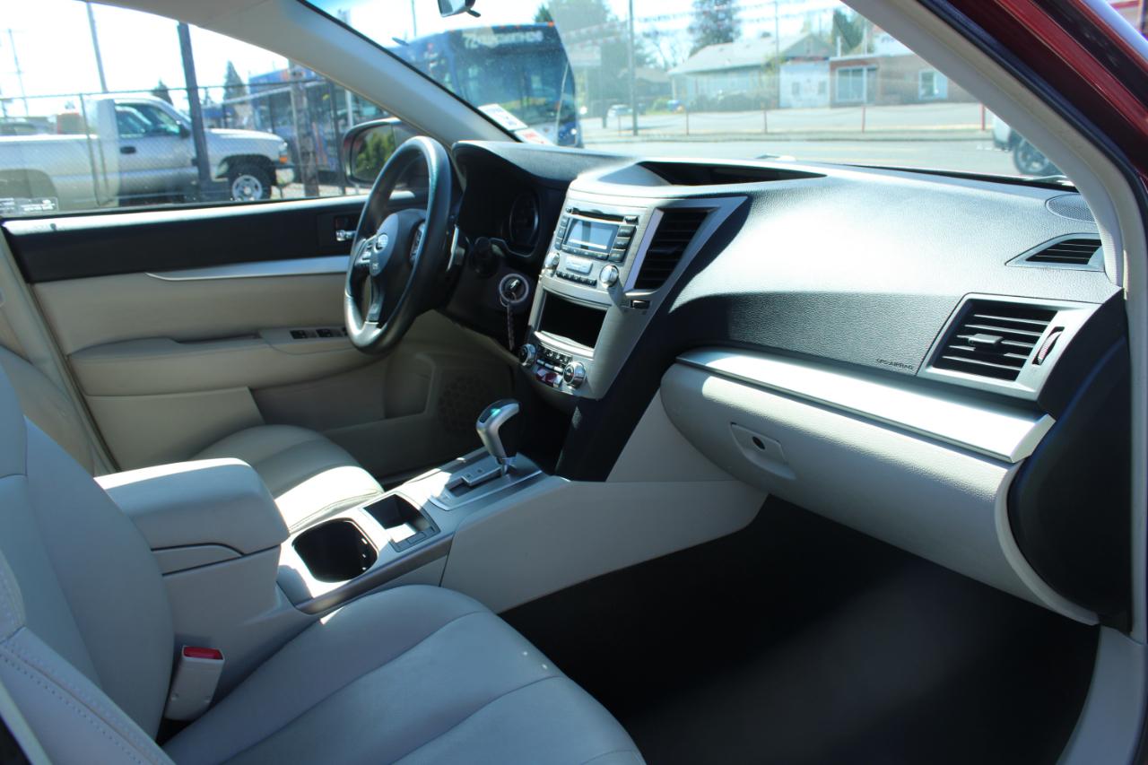 Subaru Outback 4dr Wgn H4 Auto 2.5i 2013