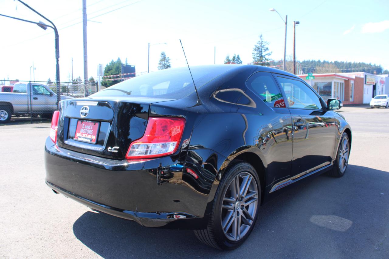 Scion tC 2dr HB Man (Natl) 2013