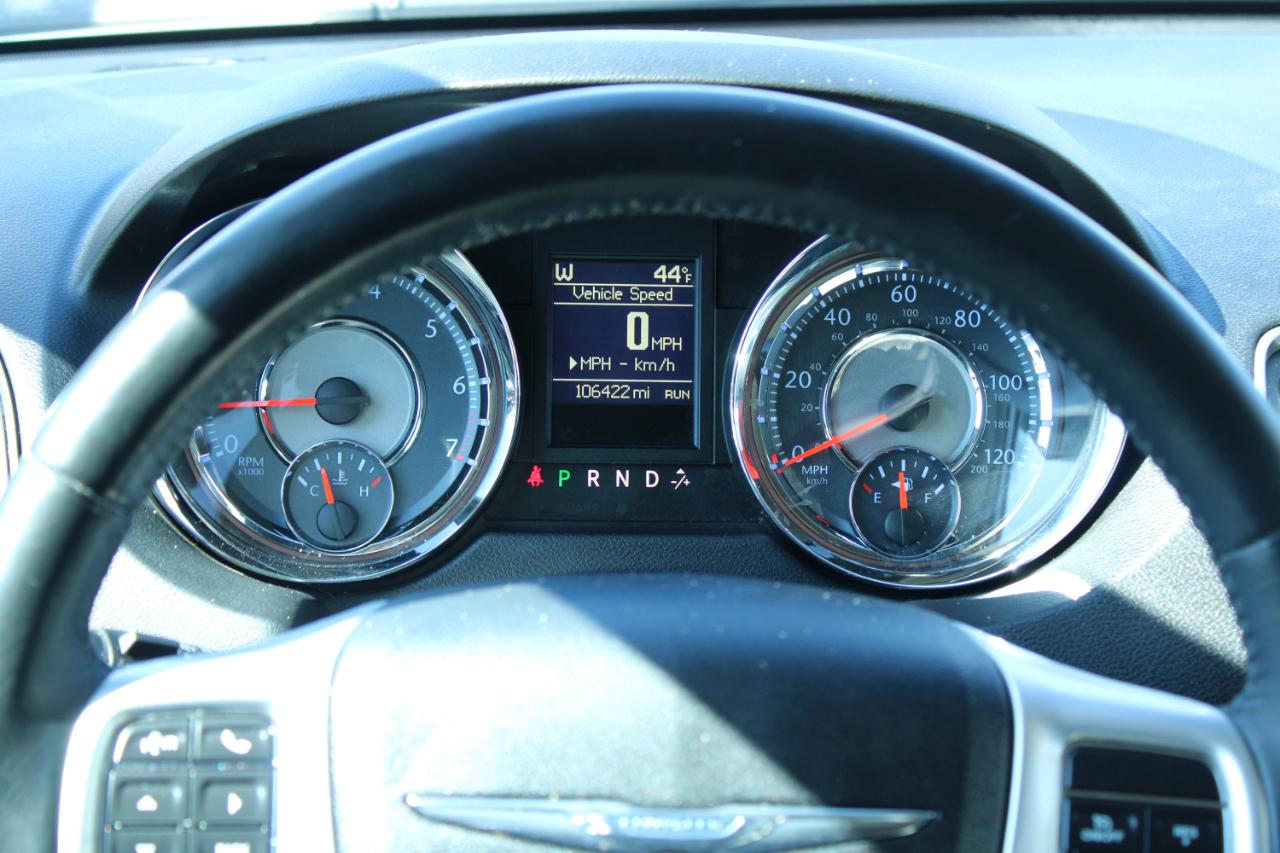 Chrysler Town & Country 4dr Wgn Touring 2016