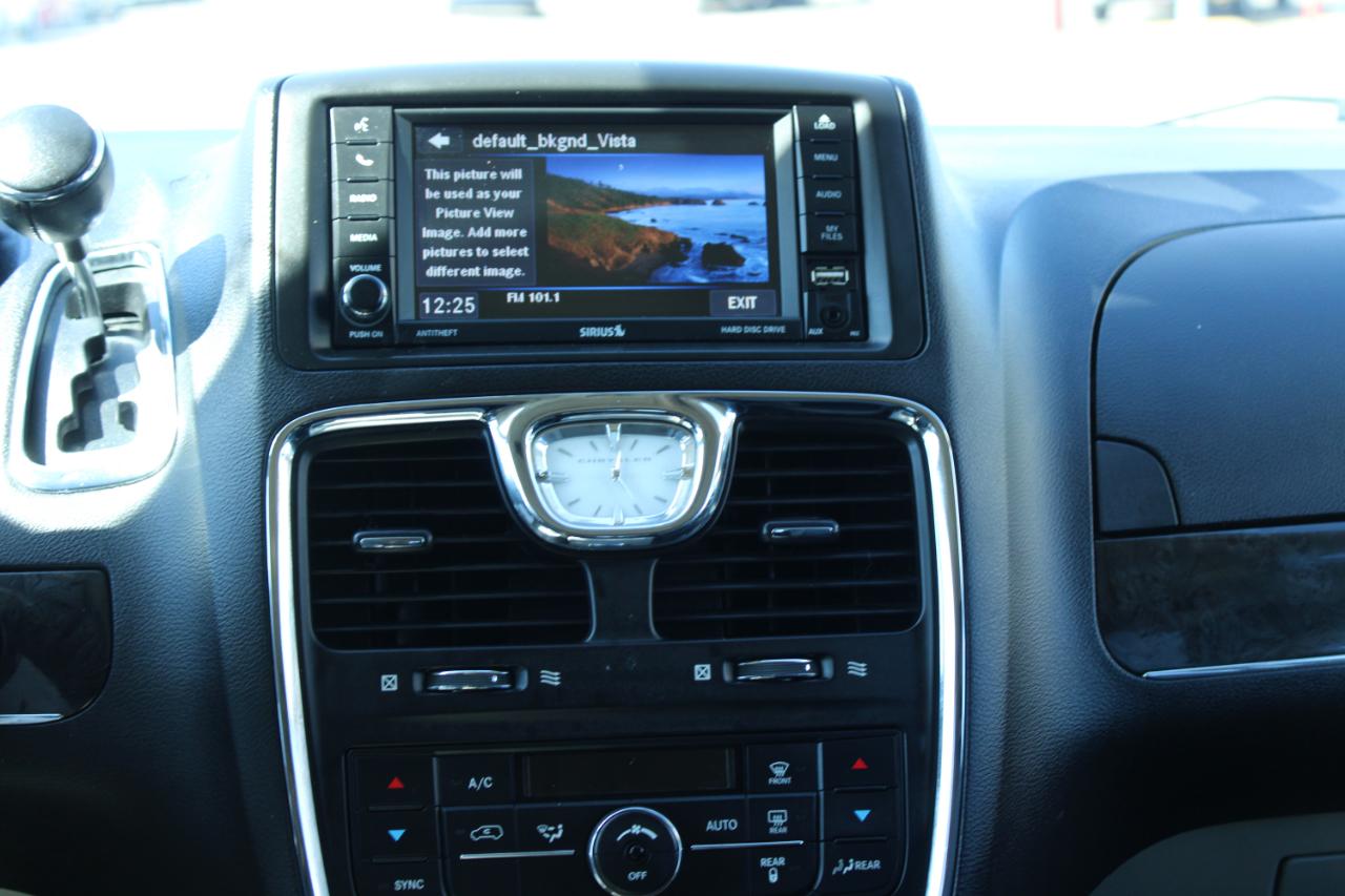 Chrysler Town & Country 4dr Wgn Touring 2016