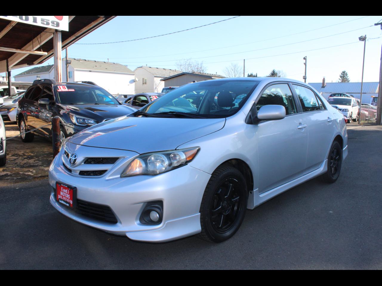 2011 Toyota Corolla 4dr Sdn Auto LE (Natl)