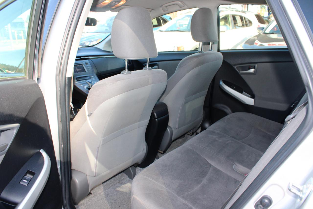 Toyota Prius 5dr HB Three (Natl) 2012