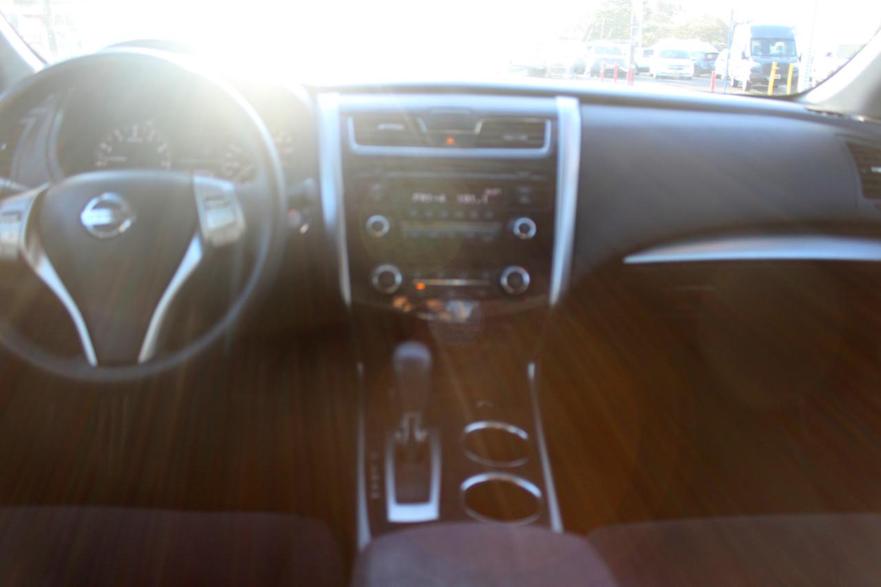 Nissan Altima 4dr Sdn I4 2.5 S 2013