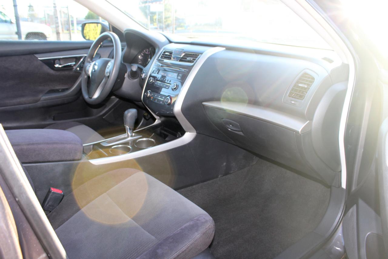 Nissan Altima 4dr Sdn I4 2.5 S 2013