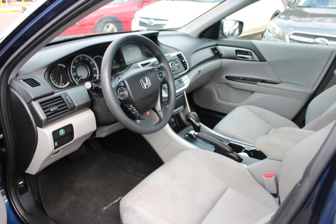 Honda Accord Sedan 4dr I4 CVT LX 2015