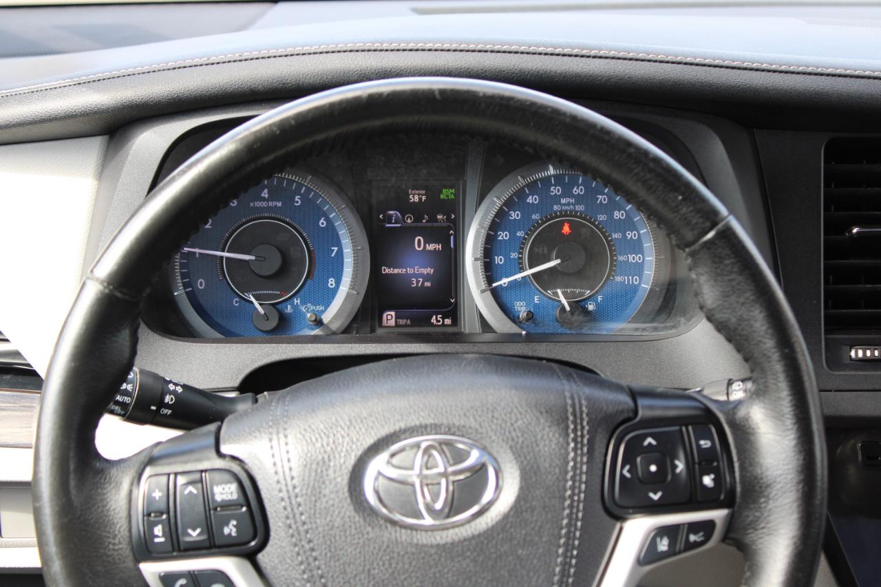 Toyota Sienna Limited Premium AWD 7-Passenger (Natl) 2019