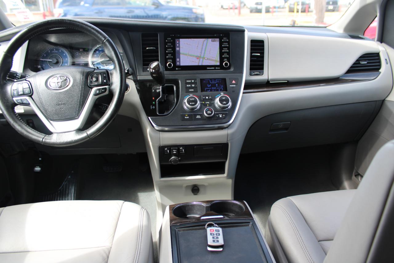 Toyota Sienna Limited Premium AWD 7-Passenger (Natl) 2019