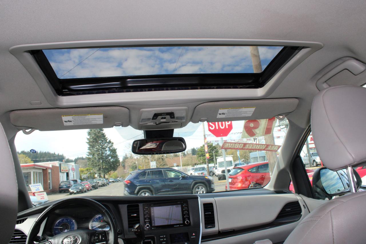 Toyota Sienna Limited Premium AWD 7-Passenger (Natl) 2019