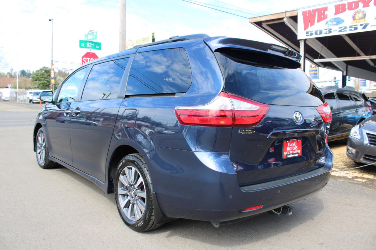 Toyota Sienna Limited Premium AWD 7-Passenger (Natl) 2019