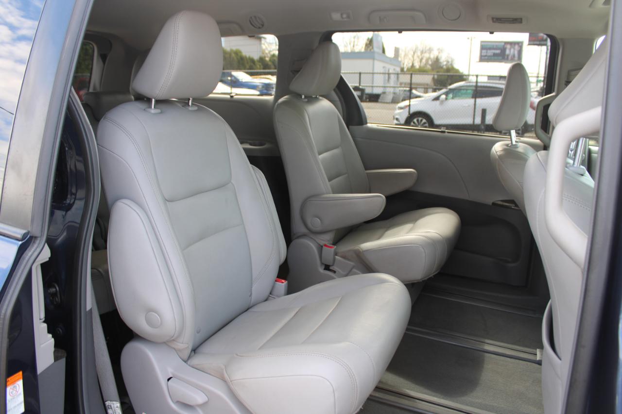 Toyota Sienna Limited Premium AWD 7-Passenger (Natl) 2019