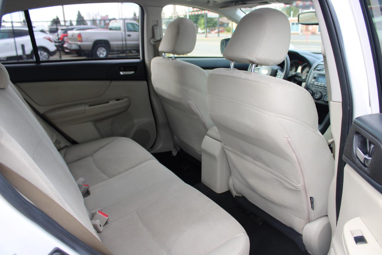 Subaru XV Crosstrek 5dr Auto 2.0i Premium 2013