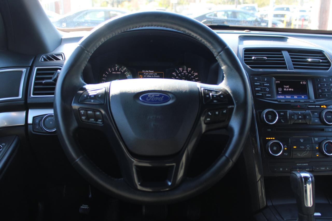 Ford Explorer XLT 4WD 2017