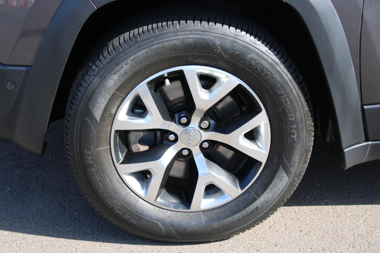 Jeep Cherokee 4WD 4dr Trailhawk 2015