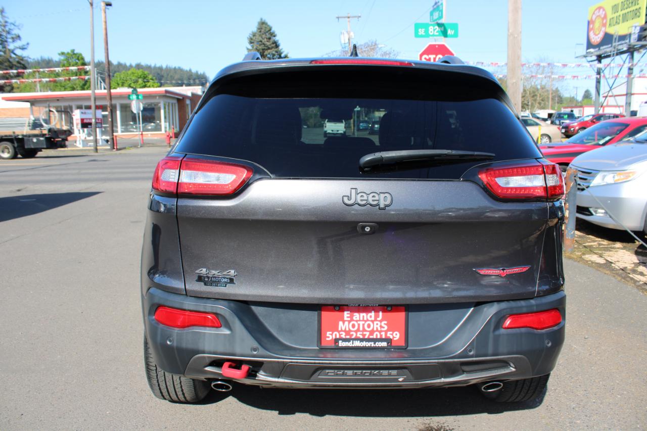 Jeep Cherokee 4WD 4dr Trailhawk 2015