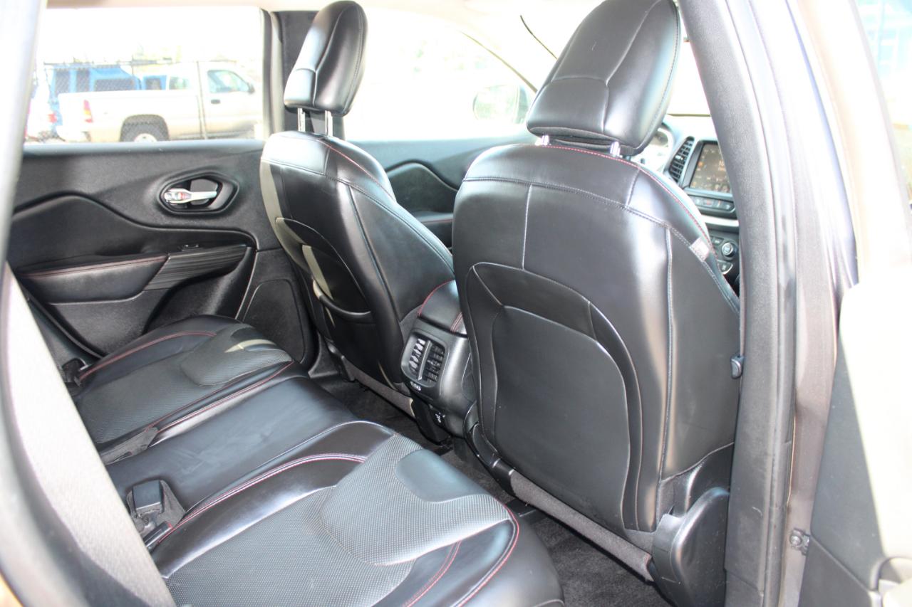 Jeep Cherokee 4WD 4dr Trailhawk 2015