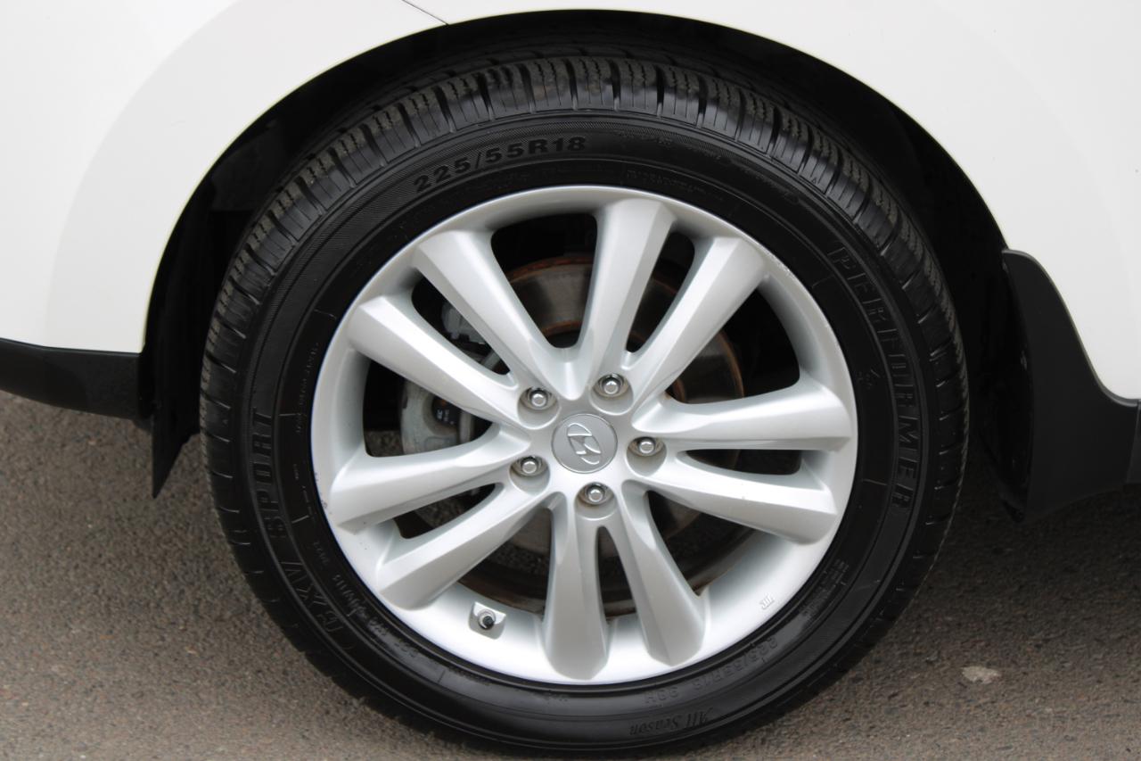 Hyundai Tucson FWD 4dr Auto Limited 2013