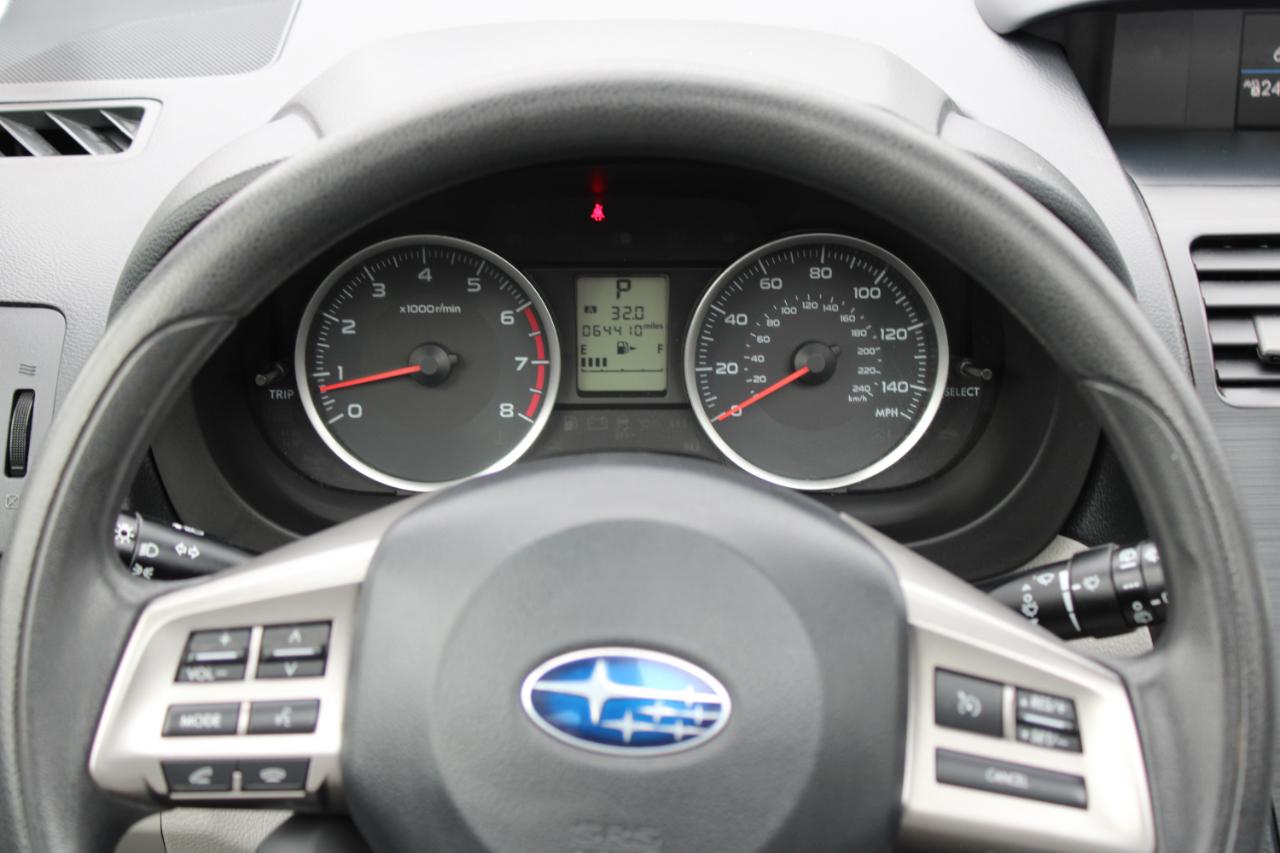 Subaru Forester 4dr CVT 2.5i Premium PZEV 2015