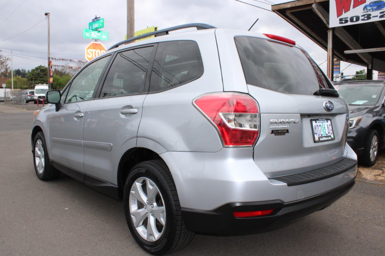 Subaru Forester 4dr CVT 2.5i Premium PZEV 2015