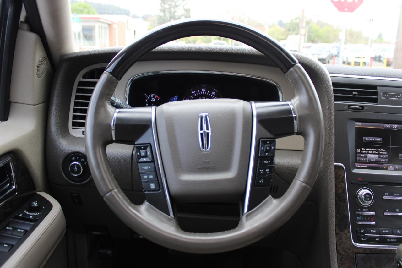 Lincoln Navigator L 4WD 4dr 2015