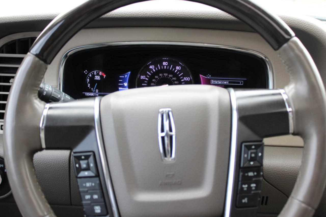 Lincoln Navigator L 4WD 4dr 2015