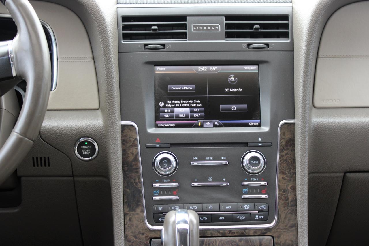 Lincoln Navigator L 4WD 4dr 2015