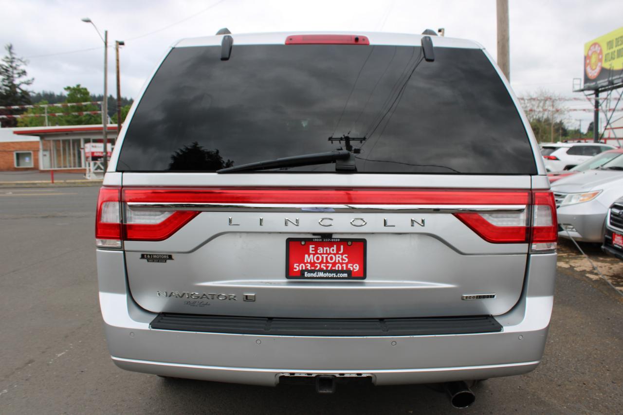 Lincoln Navigator L 4WD 4dr 2015