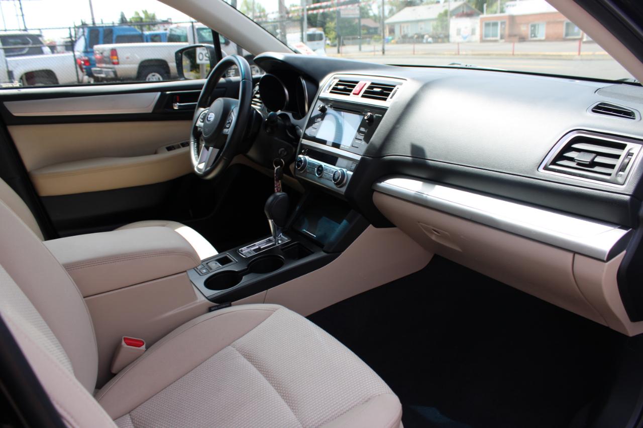 Subaru Outback 4dr Wgn 2.5i Premium PZEV 2016