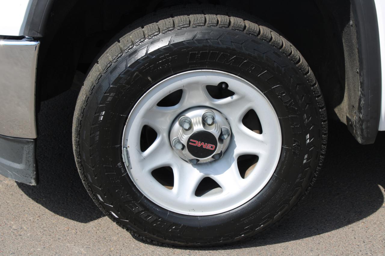 GMC Sierra 1500 2WD Reg Cab 133.0" 2015
