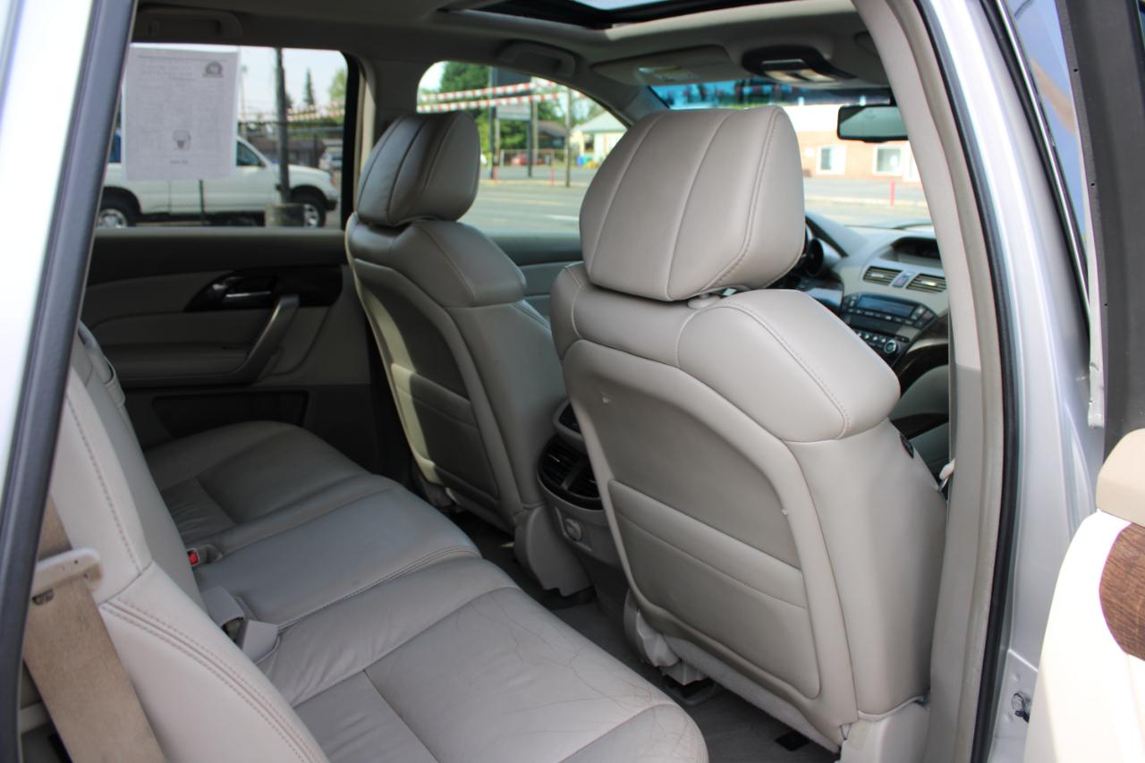 Acura MDX AWD 4dr 2010