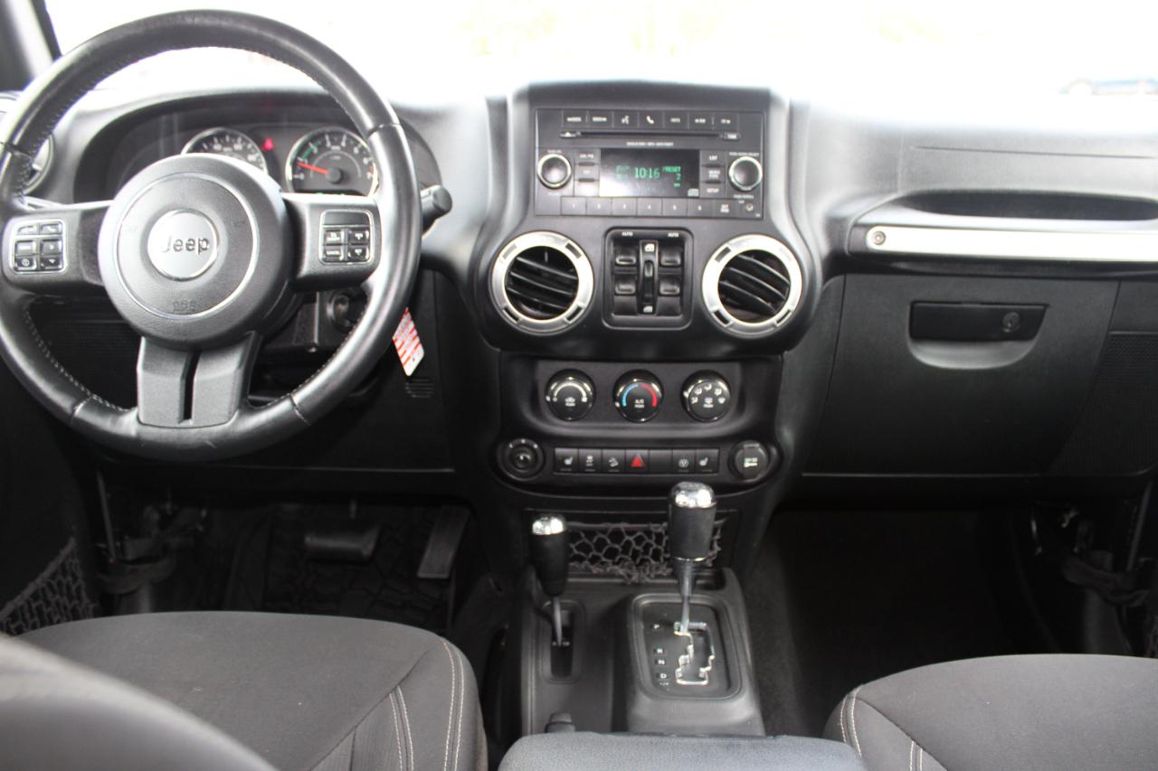 Jeep Wrangler Unlimited 4WD 4dr Rubicon 2016