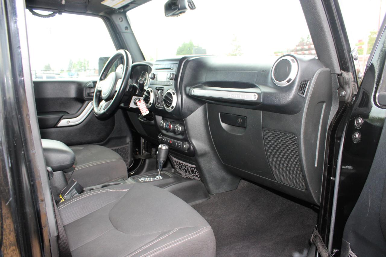 Jeep Wrangler Unlimited 4WD 4dr Rubicon 2016