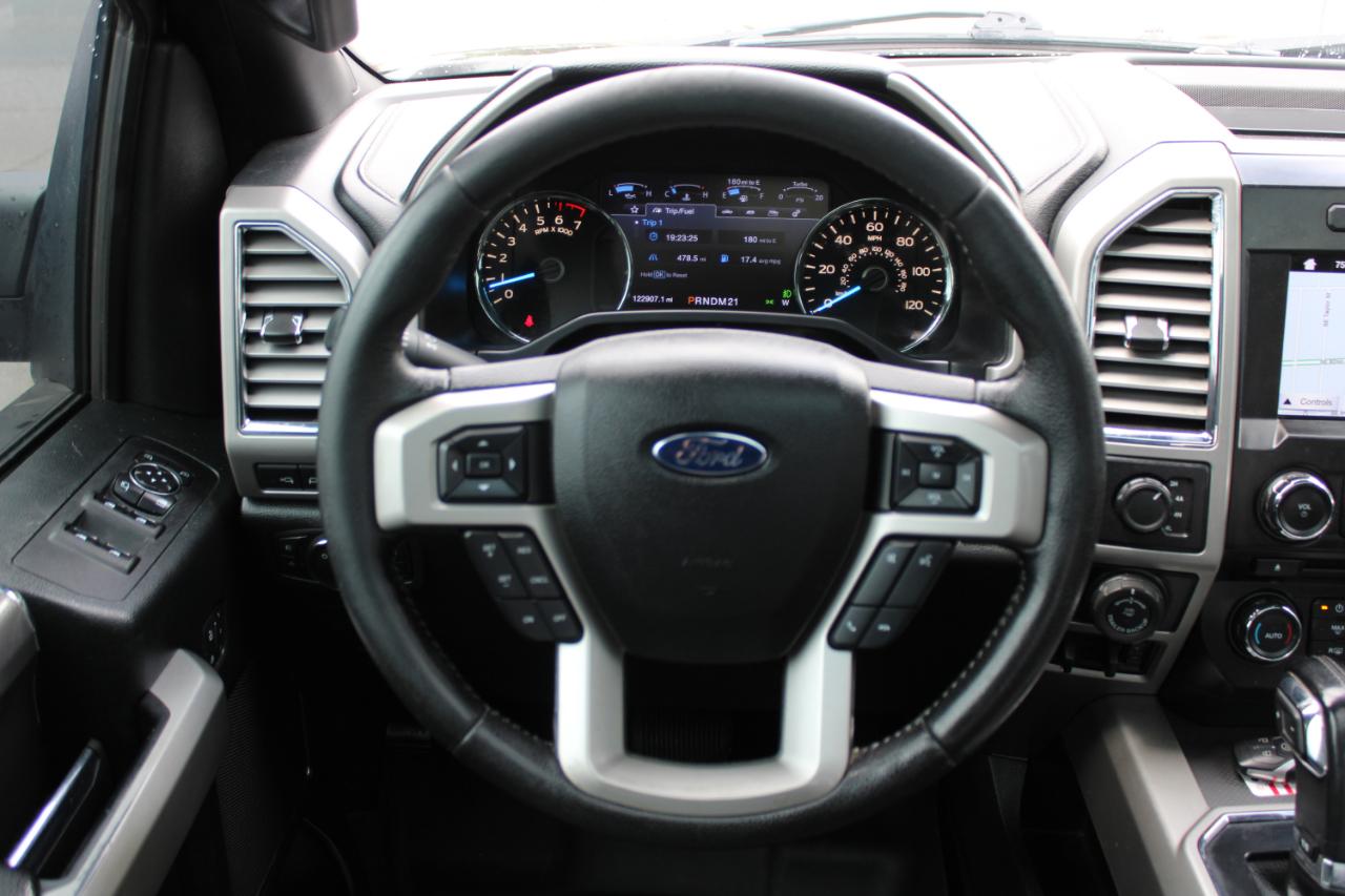 Ford F-150 4WD SuperCrew 139" Lariat 2016