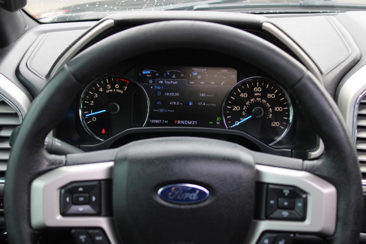 Ford F-150 4WD SuperCrew 139" Lariat 2016