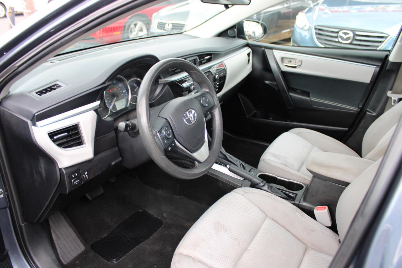 Toyota Corolla 4dr Sdn CVT LE Premium (Natl) 2015